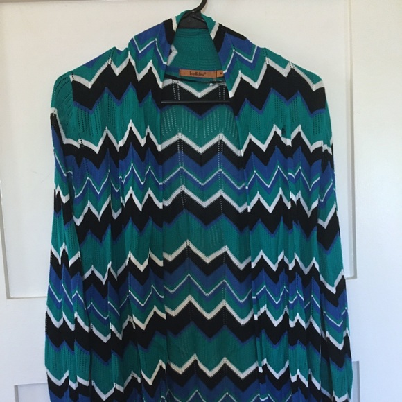 Belldini Chevron Print Long Sleeve Cardigan - Picture 3 of 7